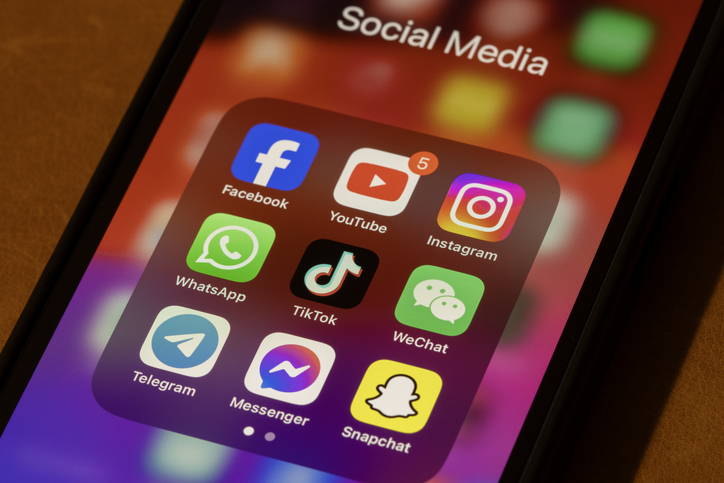 Top social media platforms on phone - can social media be used as evidence?