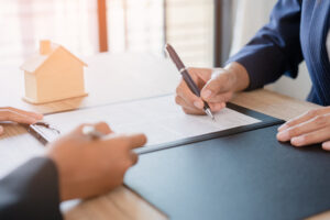 signing a contract - real estate lawyer keene nh -